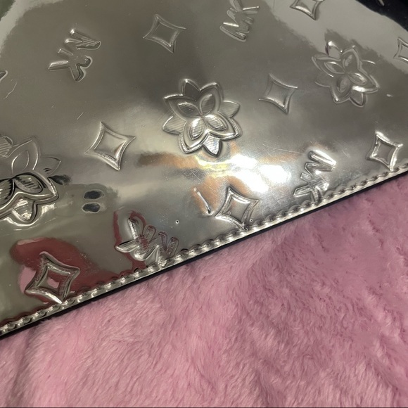 Michael Kors Silver Wristlet - Picture 3 of 5